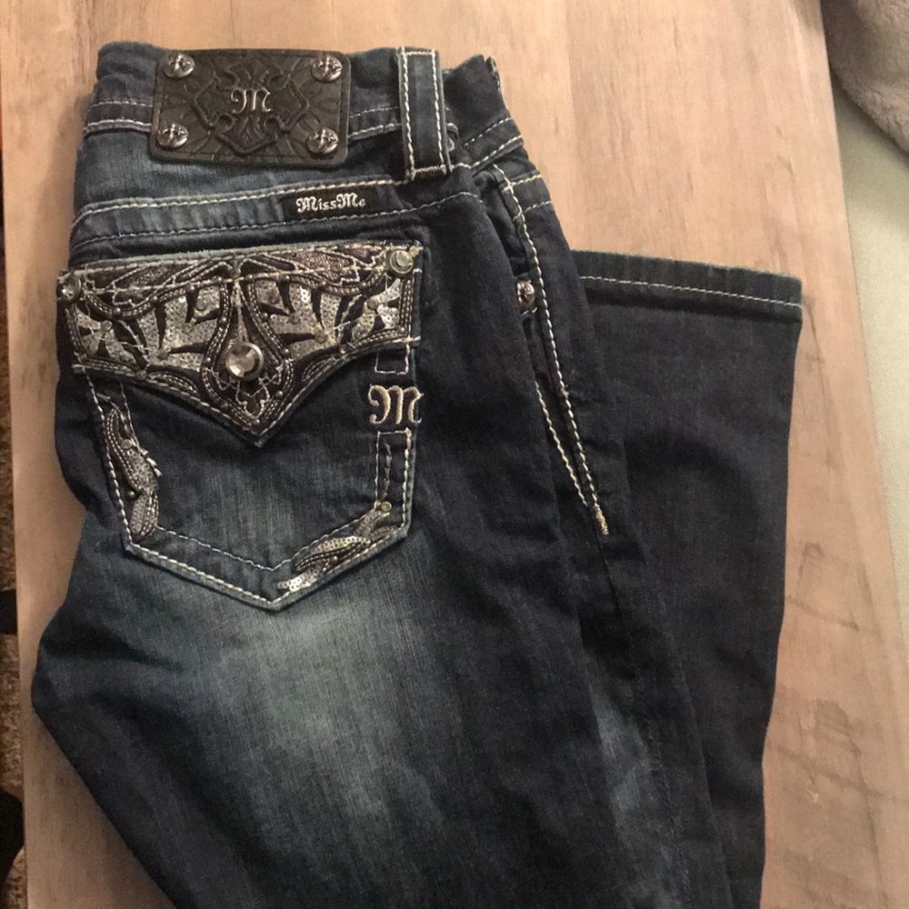 Miss Me Signature Dark Wash Embellished Crop